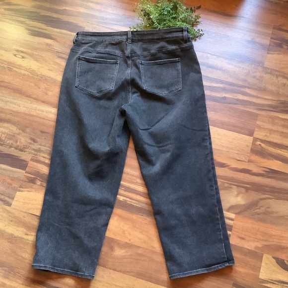 Universal Standard Size 14 soft black wash high rise jeans - Picture 5 of 6